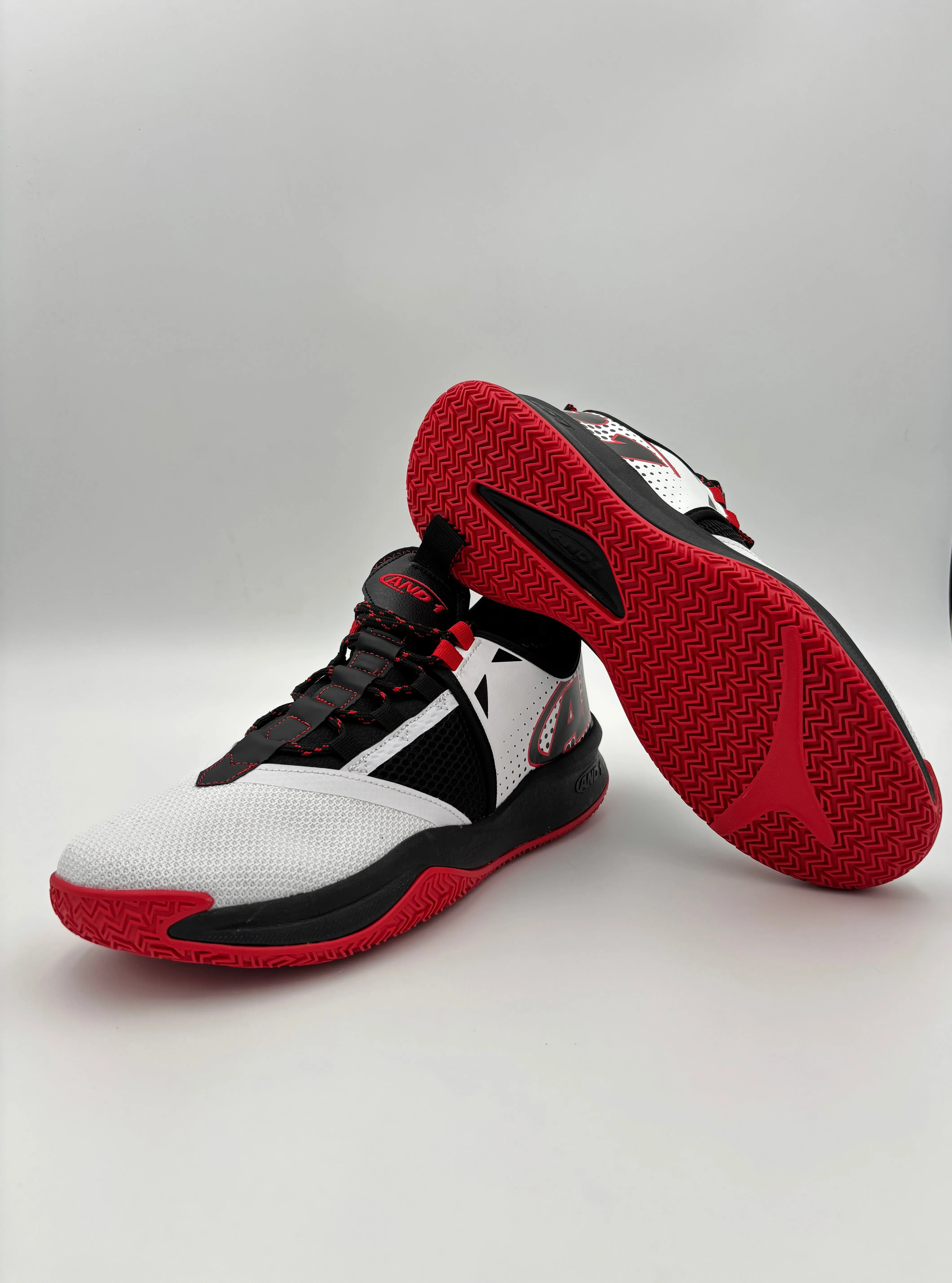AND-1 MEN'S CHARGE WHITE/BLACK/RED BASKETBALL SHOES