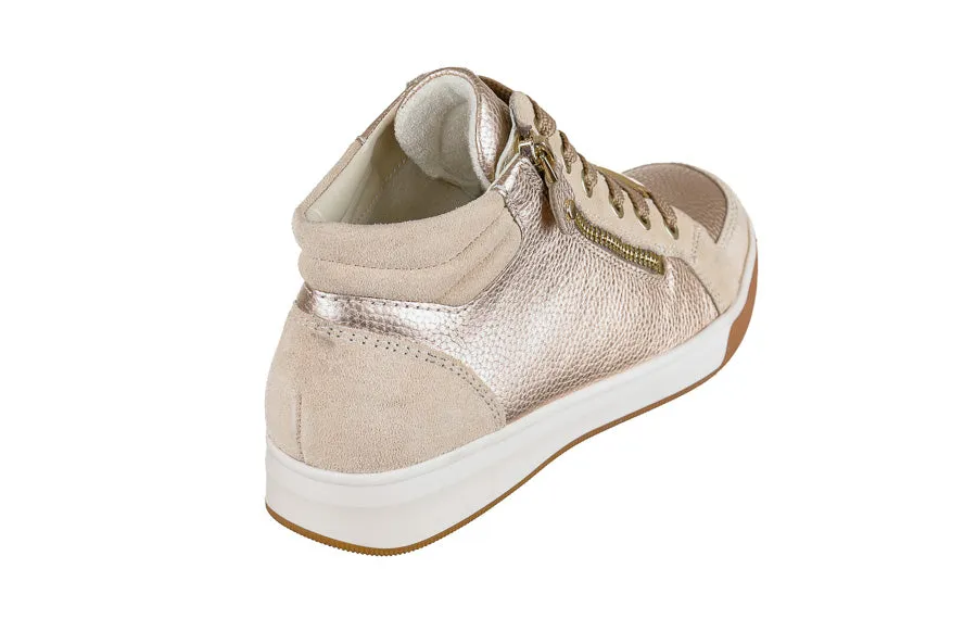 Ara Leisure Sand
