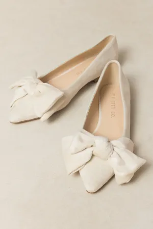 Ivy Bow Flat in Cream - FINAL SALE