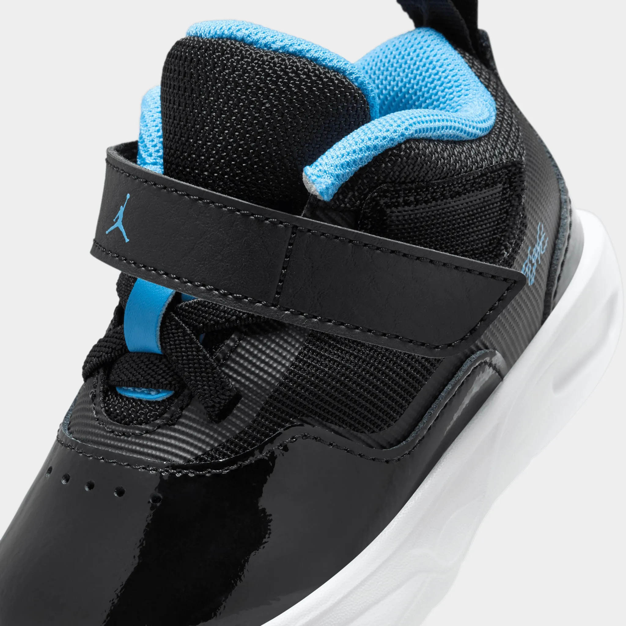 Jordan Stay Loyal 3 TD Black / University Blue - White